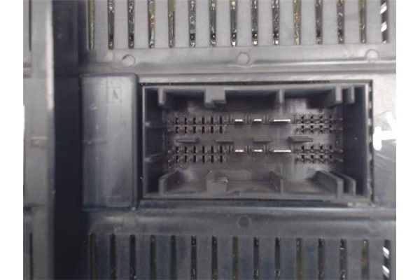Recambio de mando de luces para bmw serie 3 berlina (e46) referencia OEM IAM 6919831  