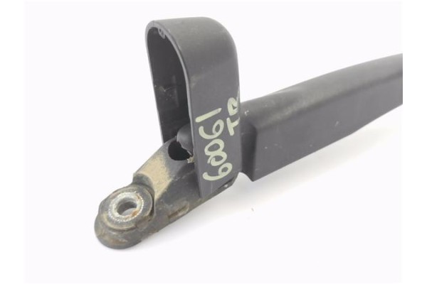 Recambio de brazo limpiaparabrisas trasero para dacia sandero i 1.2 16v referencia OEM IAM 7701042368 7700841699 