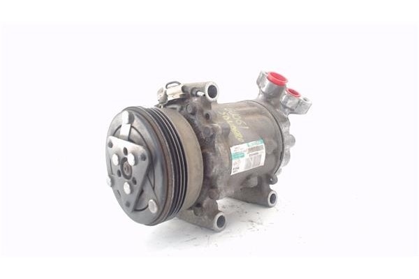 Recambio de compresor aire acond. para dacia sandero i 1.2 16v referencia OEM IAM 8200840899 SD6V12 