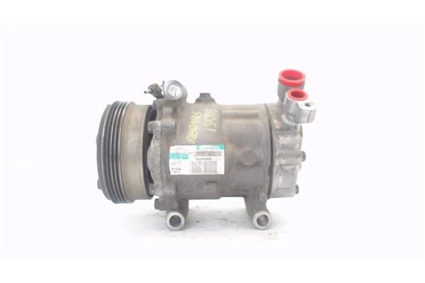 Recambio de compresor aire acond. para dacia sandero i 1.2 16v referencia OEM IAM 8200840899 SD6V12 