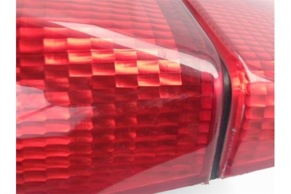 Recambio de piloto porton trasero derecho para bmw serie 5 berlina (e34) referencia OEM IAM 1384012R  