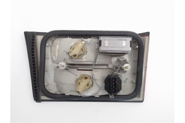 Recambio de piloto porton trasero derecho para bmw serie 5 berlina (e34) referencia OEM IAM 1384012R  