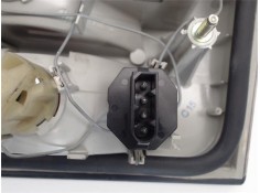 Recambio de piloto porton trasero derecho para bmw serie 5 berlina (e34) referencia OEM IAM 1384012R  
