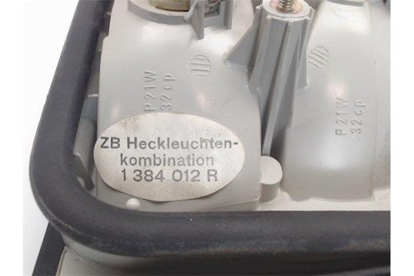 Recambio de piloto porton trasero derecho para bmw serie 5 berlina (e34) referencia OEM IAM 1384012R  