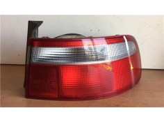 Recambio de piloto trasero derecho para honda accord berlina (cc/ce) 1.8 (ce7) referencia OEM IAM 236242  