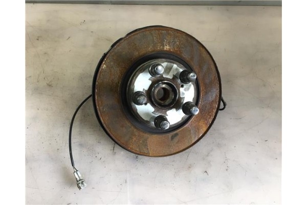 Recambio de mangueta delantero derecha para toyota avensis berlina (t25) 2.2 d-4d executive berlina (5-ptas.) referencia OEM IAM