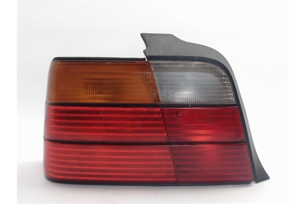 Recambio de piloto trasero izquierdo para bmw serie 3 berlina (e36) referencia OEM IAM 63211387657  