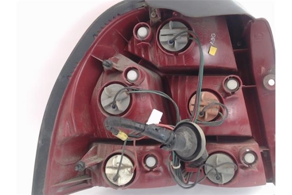 Recambio de piloto trasero derecho para kia shuma ii (spt) referencia OEM IAM   