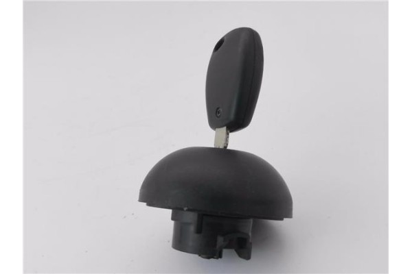 Recambio de tapon combustible para dacia sandero i 1.2 16v referencia OEM IAM 172510086R  