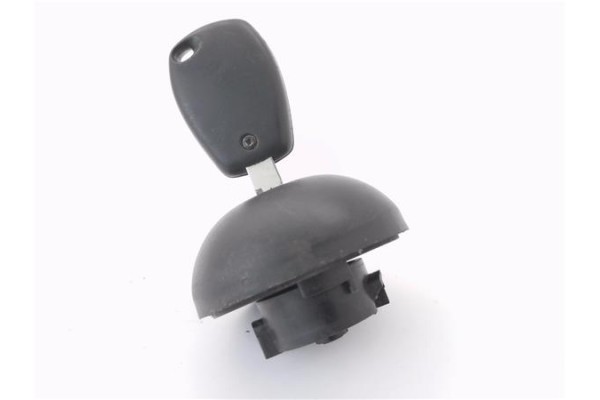 Recambio de tapon combustible para dacia sandero i 1.2 16v referencia OEM IAM 172510086R  