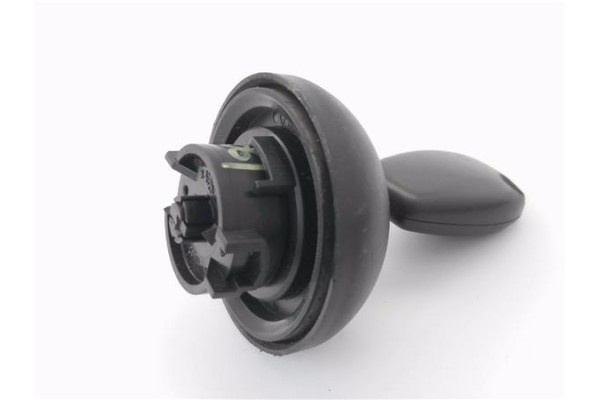 Recambio de tapon combustible para dacia sandero i 1.2 16v referencia OEM IAM 172510086R  