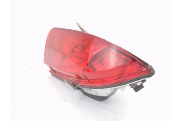 Recambio de reflectante paragolpes trasero para opel corsa c 1.2 twinport referencia OEM IAM 13118664  