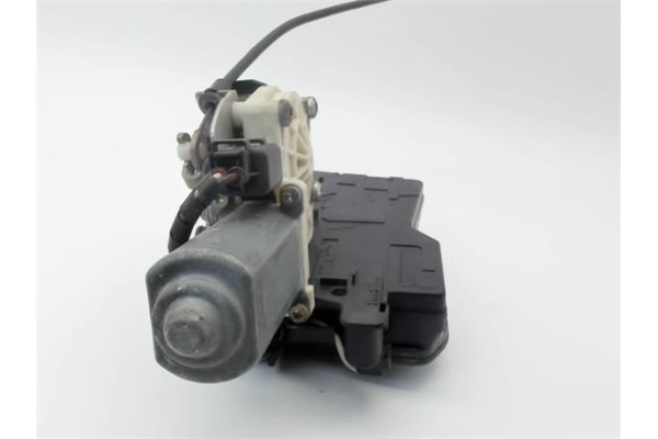 Recambio de cerradura puerta delantero derecha para bmw serie 7 (e65/e66) 4.4 745i referencia OEM IAM 51217012144  