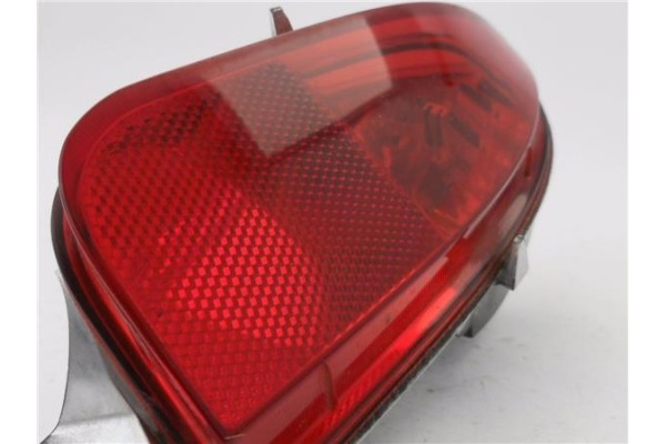 Recambio de reflectante paragolpes trasero para opel corsa c 1.2 twinport referencia OEM IAM 13118664  