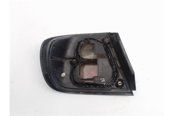 Recambio de piloto trasero derecho para nissan primera berlina (p11) referencia OEM IAM   