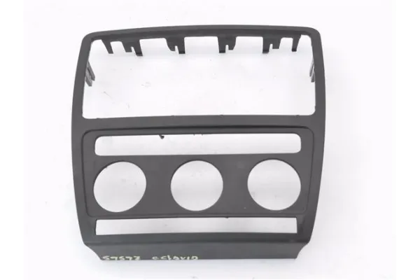 Recambio de embellecedor consola salpicadero para skoda octavia berlina (1z3) 1.9 tdi referencia OEM IAM 1Z0858069A 1Z0858069E9B