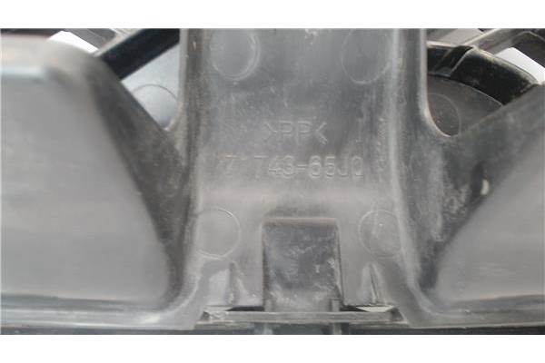 Recambio de rejilla capo para suzuki grand vitara (jb/jt) referencia OEM IAM 7174165J0038B 71741650038B 71741650038B , SUZUKI