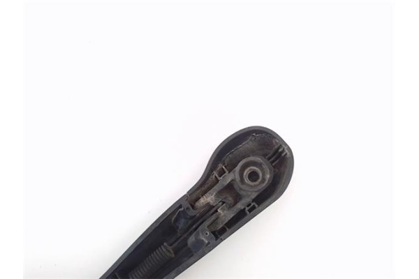 Recambio de brazo limpiaparabrisas delantero izquierdo para citroen berlingo furgón 1.6 hdi 90 referencia OEM IAM 6429FG  