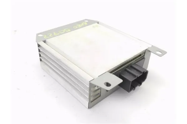 Recambio de amplificador sonido para seat exeo st (3r5) 2.0 reference referencia OEM IAM 8E9035223D  