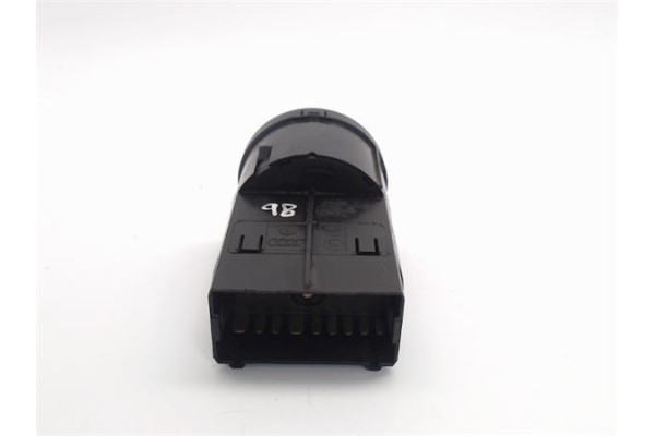 Recambio de mando de luces para skoda octavia berlina (1u2) referencia OEM IAM   