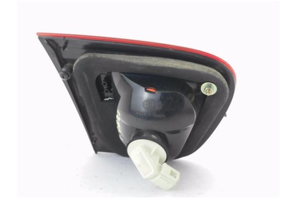 Recambio de piloto porton trasero derecho para seat ibiza (6k1) 1.4 referencia OEM IAM 6K6945108C  