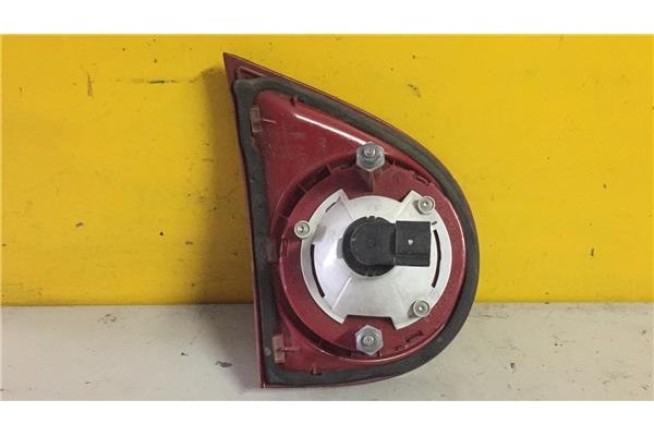 Recambio de piloto interior derecho para volkswagen golf v (1k1) 1.4 conceptline (e) referencia OEM IAM 1K6945108C   Recambio de piloto interior derecho para volkswagen golf v (1k1) 1.4 conceptline (e) referencia OEM IAM 1K6945108C