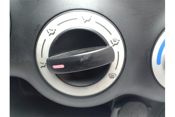 Recambio de mandos calefaccion / a.a. para hyundai i10 (pa) 1.1 classic referencia OEM IAM 97250-0X0304X CH03 