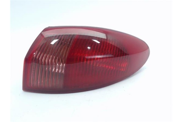 Recambio de piloto trasero derecho para alfa romeo alfa 147 (190) referencia OEM IAM 46556347 03323010 