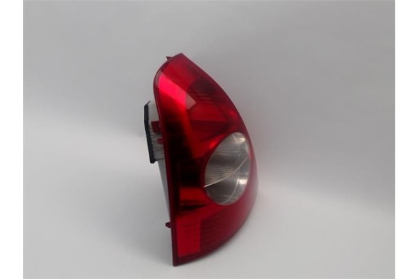 Recambio de piloto trasero izquierdo para renault clio ii (xbo) 1.5d dci 65cv referencia OEM IAM 265553462R 85511929 