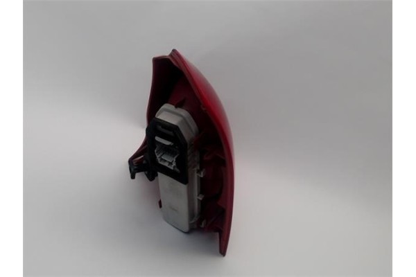 Recambio de piloto trasero izquierdo para renault clio ii (xbo) 1.5d dci 65cv referencia OEM IAM 265553462R 85511929 