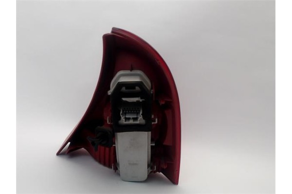 Recambio de piloto trasero izquierdo para renault clio ii (xbo) 1.5d dci 65cv referencia OEM IAM 265553462R 85511929 