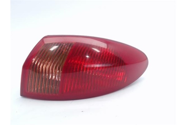 Recambio de piloto trasero derecho para alfa romeo alfa 147 (190) referencia OEM IAM 46556347 03323010 