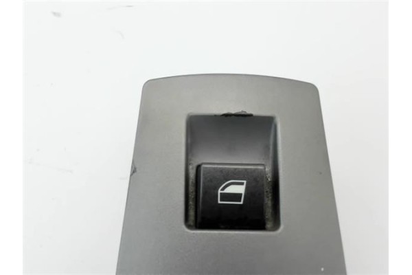 Recambio de mando elevalunas trasero izquierdo para bmw serie 7 (e65/e66) 4.4 745i referencia OEM IAM 8379597  