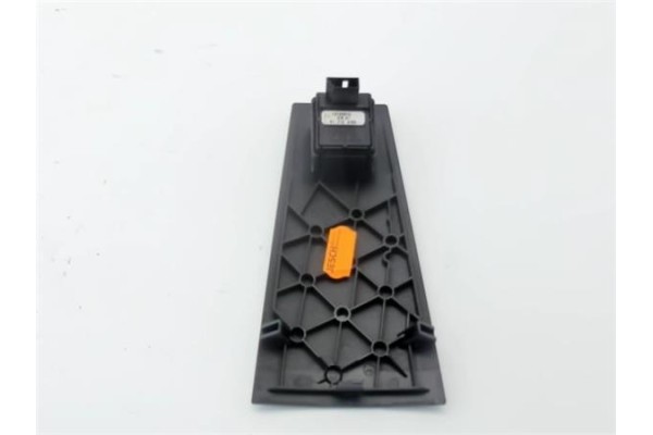 Recambio de mando elevalunas trasero izquierdo para bmw serie 7 (e65/e66) 4.4 745i referencia OEM IAM 8379597  