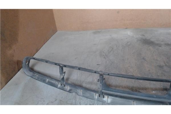 Recambio de rejilla paragolpes delantero para bmw serie 3 berlina (e46) 2.0 320d referencia OEM IAM 51118229794  