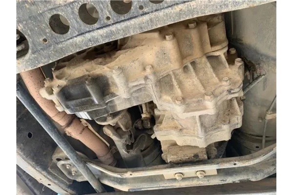 Recambio de caja cambios manual 4x4 para nissan terrano ii (r20) 2.7 td 4wd referencia OEM IAM 32101G2342 310204GX18 