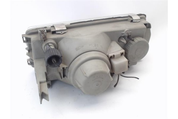 Recambio de faro delantero izquierdo para citroen xsara picasso 1.6 hdi referencia OEM IAM 620837  