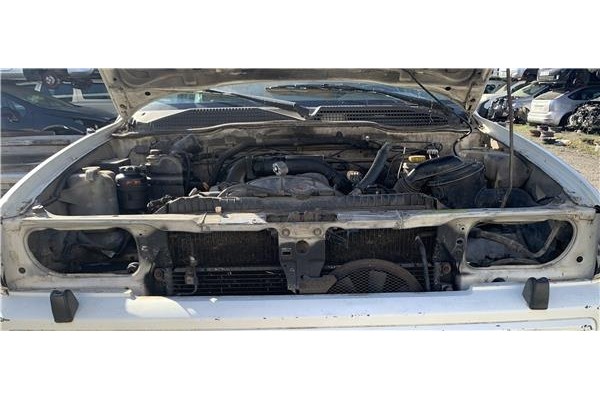 Recambio de centralita para nissan terrano ii (r20) 2.7 td 4wd referencia OEM IAM 237100F003  