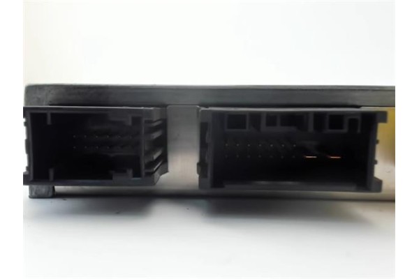 Recambio de centralita airbag para bmw serie 7 (e65/e66) 4.4 745i referencia OEM IAM 037125057  