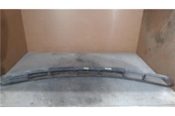 Recambio de rejilla paragolpes delantero para bmw serie 3 berlina (e46) 2.0 320d referencia OEM IAM 51118229794  