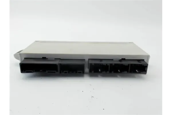 Recambio de centralita cierre puerta trasero derecha para bmw serie 7 (e65/e66) 4.4 745i referencia OEM IAM 61356921980  
