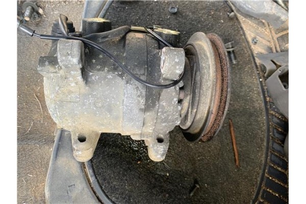 Recambio de compresor aire acond. para nissan terrano ii (r20) 2.7 td 4wd referencia OEM IAM 5060212321 926000F001 