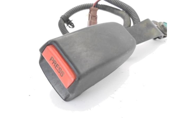 Recambio de anclaje cinturon delantero izquierdo para honda civic vi 1.6 referencia OEM IAM 81855S6DE01ZB  