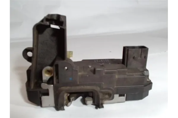Recambio de cierre electromagnetico trasero derecho para opel zafira b 1.7 cosmo referencia OEM IAM 13210739  13128116 , OPEL