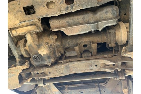 Recambio de diferencial delantero para nissan terrano ii (r20) 2.7 td 4wd referencia OEM IAM 38501G2302 3850107G17 