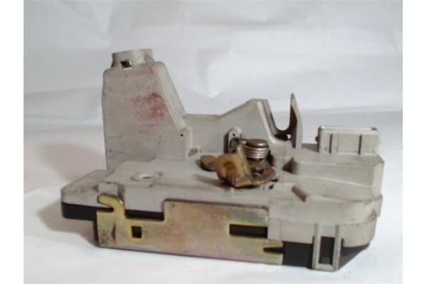 Recambio de cierre electromagnetico trasero izquierdo para peugeot 307 (3a/c) 1.6 16v referencia OEM IAM 9137A0  