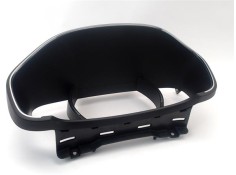 Recambio de embellecedor cuadro instrumentos para renault megane iv berlina 5p 1.2 experience referencia OEM IAM 682647342R  