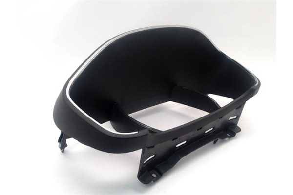 Recambio de embellecedor cuadro instrumentos para renault megane iv berlina 5p 1.2 experience referencia OEM IAM 682647342R  