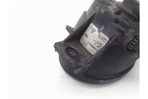 Recambio de faro antiniebla derecho para renault clio ii fase i (b/cb0) 1.2 16v (b/cb05) referencia OEM IAM 8200002470  