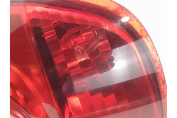 Recambio de piloto trasero derecho para ford fiesta (cbk) referencia OEM IAM RS1022A01AR00F00  